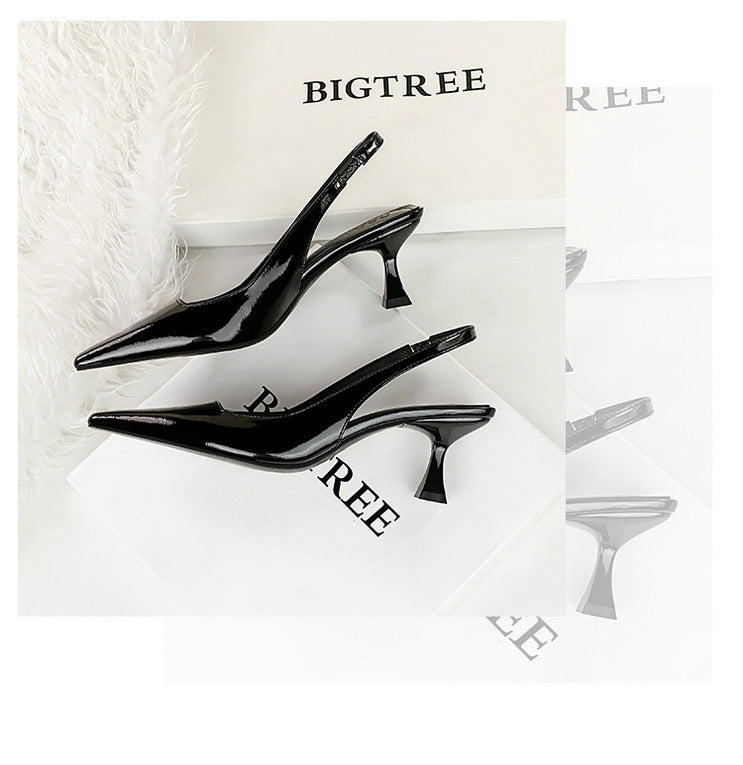 Black Pointed-Toe Mule